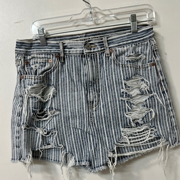 American Eagle Outfitters High Waist Striped Shorts - Black and White boyfriend - Picture 1 of 3